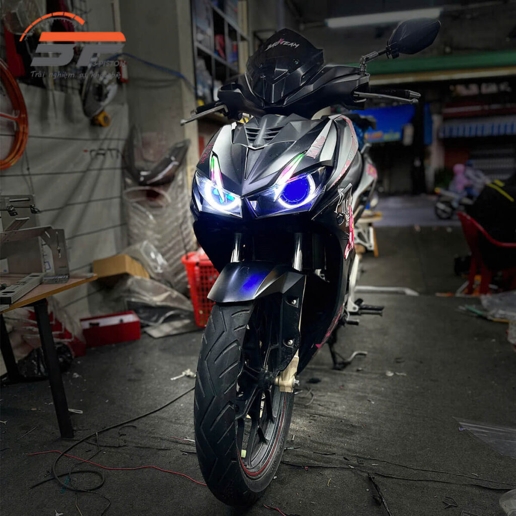 Bi S700 Pro Cho Xe Winner X 