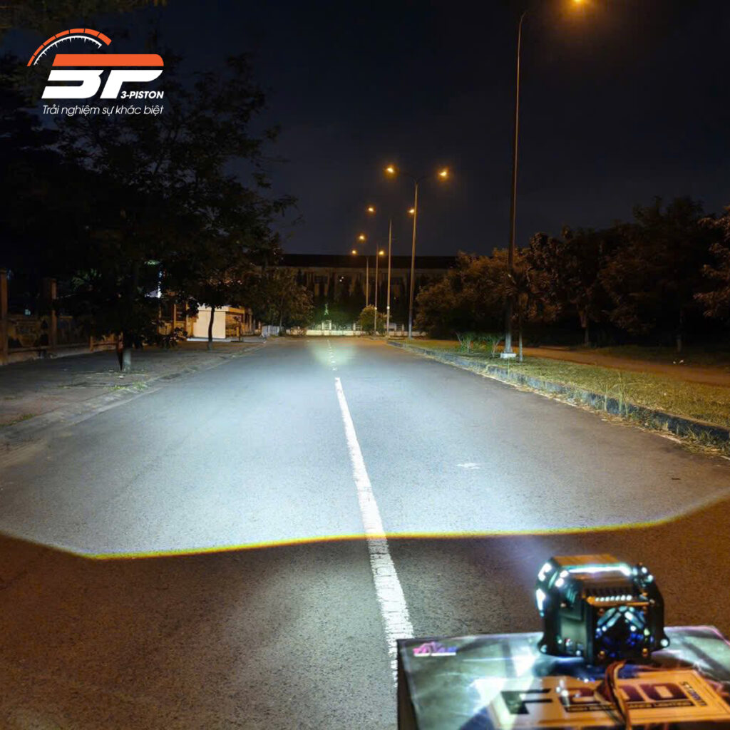 Đèn bi cầu led Titan Moto F200 Storm 10